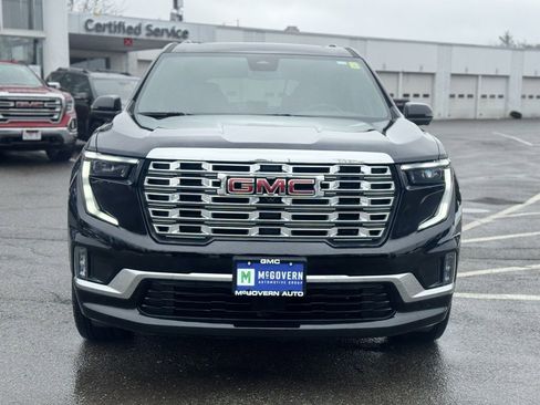 Used 2025 GMC Acadia Denali w/ LPO, Floor Liner Package image 10