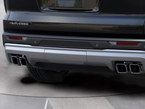 New 2026 Chevrolet Traverse LT w/ LPO, Floor Liner Package image 24