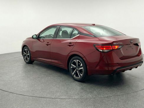 Used 2025 Nissan Sentra SV image 6