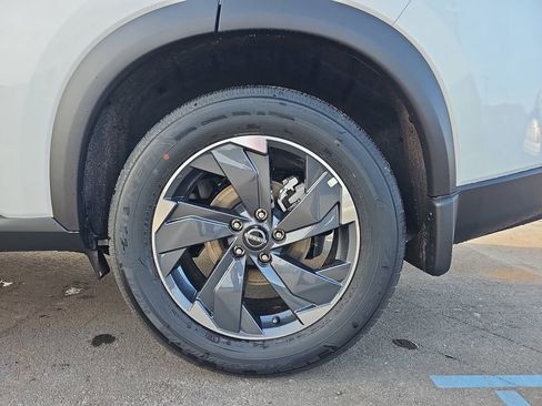 New 2026 Nissan Rogue SV FWD image 36