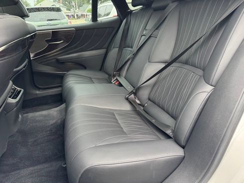 Certified 2021 Lexus LS 500 AWD w/ Interior Upgrade Package image 7