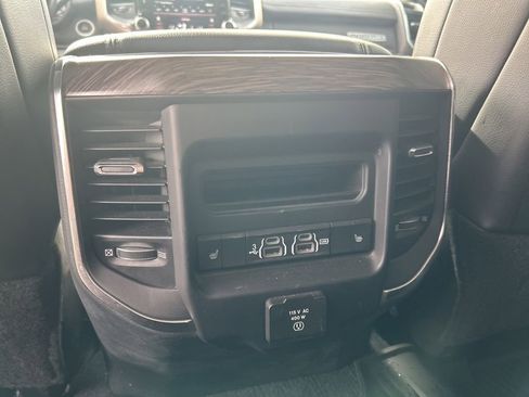 Used 2019 RAM 2500 Laramie image 28