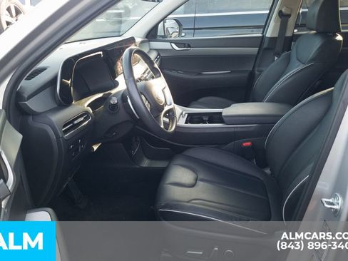 Used 2025 Hyundai Palisade SEL FWD image 6