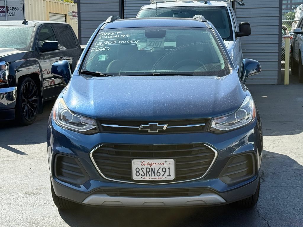 Used 2020 Chevrolet Trax LT w/ LT Convenience Package AWD/4WD image 19