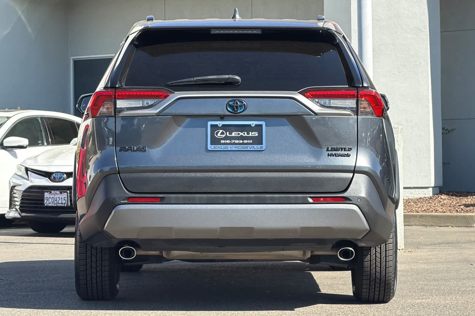 Used 2021 Toyota RAV4 Limited AWD/4WD image 8