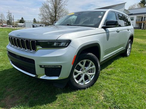 Used 2022 Jeep Grand Cherokee L Limited AWD/4WD image 7