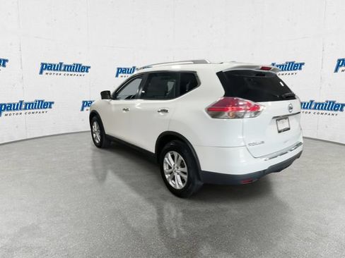 Used 2016 Nissan Rogue SV w/ SV Premium Package FWD image 8