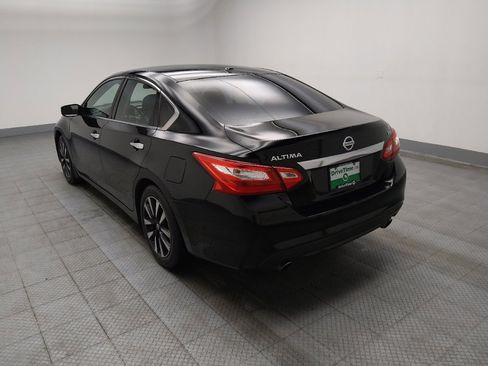 Used 2017 Nissan Altima 2.5 SV image 5