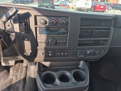 Used 2022 Chevrolet Express 3500 w/ Power Convenience Package image 15
