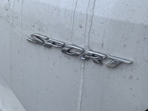 Used 2020 Honda Civic Sport image 3