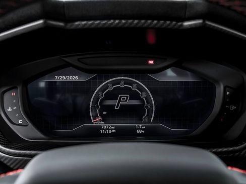 Used 2023 Lamborghini Urus Performante AWD/4WD image 15