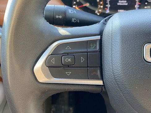 Used 2024 Jeep Compass Limited AWD/4WD image 19