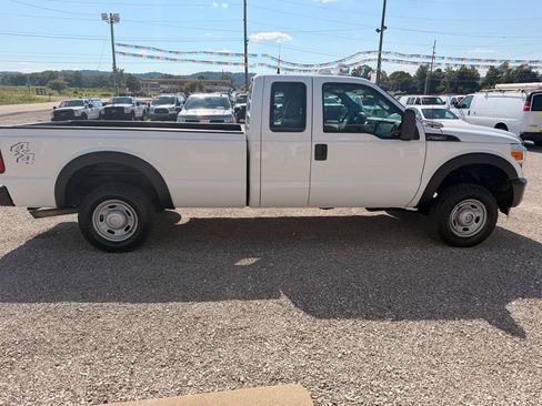 Used 2012 Ford F250 XL w/ Skid Plate Pkg AWD/4WD image 2