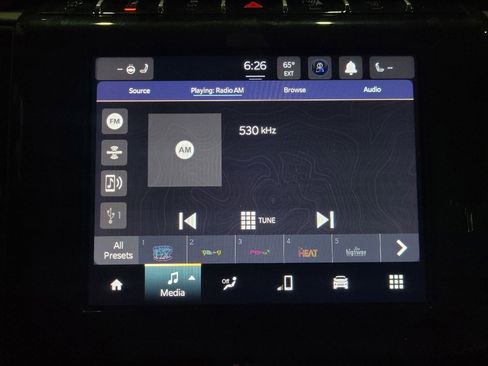 Used 2023 Jeep Grand Cherokee Altitude image 25