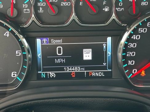Used 2018 Chevrolet Tahoe LT AWD/4WD image 26