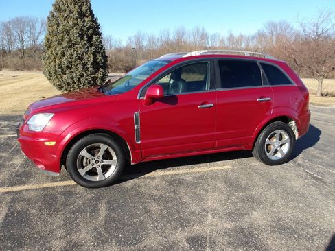 Used 2013 Chevrolet Captiva Sport LT w/ Convenience Package image 9