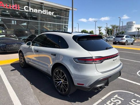 Used 2023 Porsche Macan S AWD/4WD image 5
