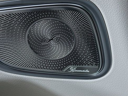 Used 2025 Mercedes-Benz GLC 300 4MATIC image 19