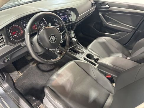 Used 2019 Volkswagen Jetta SE FWD image 11