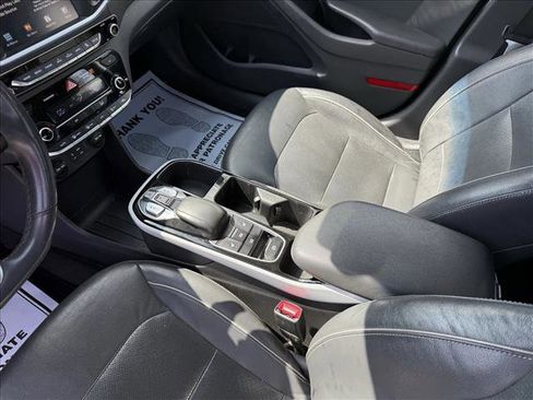 Used 2017 Hyundai Ioniq Limited image 13