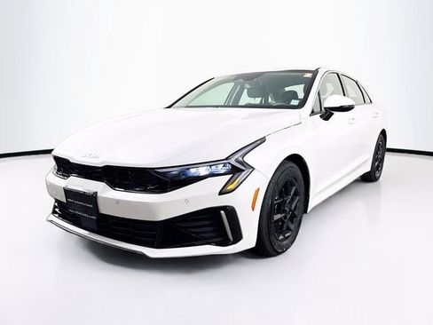 Certified 2025 Kia K5 LXS FWD image 1