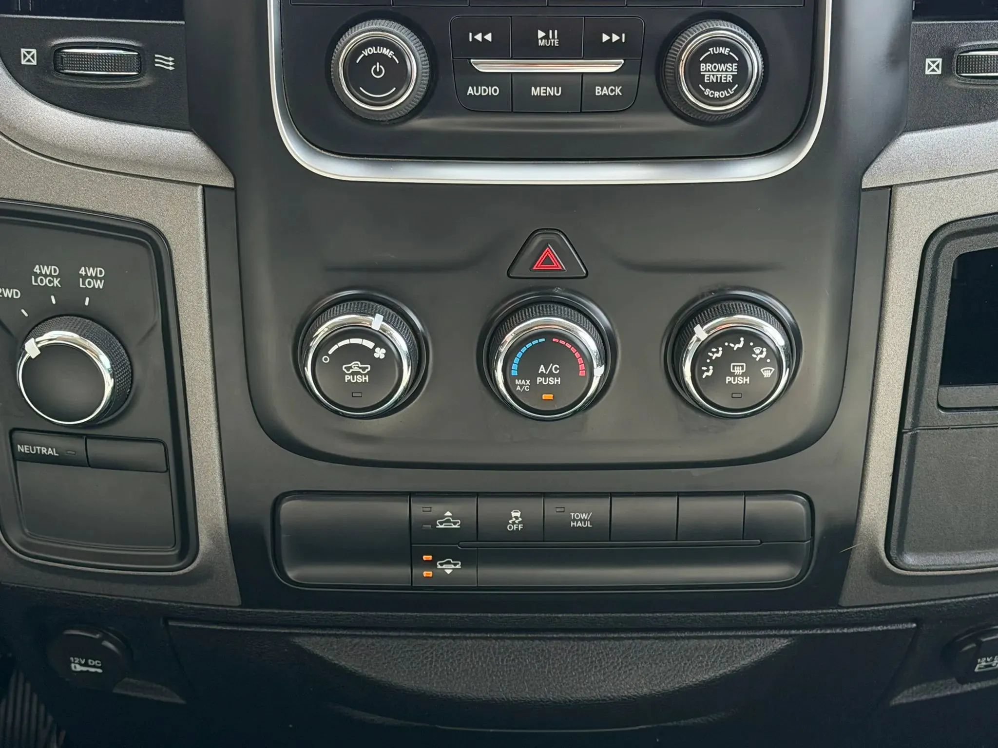 Used 2013 RAM 1500 Express AWD/4WD image 16