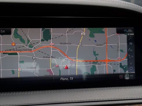 Used 2019 Mercedes-Benz S 560 Sedan image 28