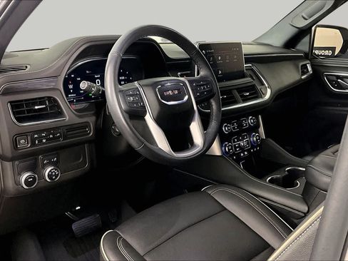Certified 2022 GMC Yukon SLT w/ SLT Luxury Package RWD image 17