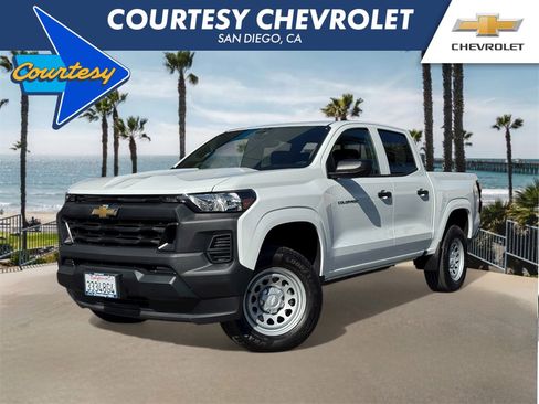 Used 2025 Chevrolet Colorado W/T image 1