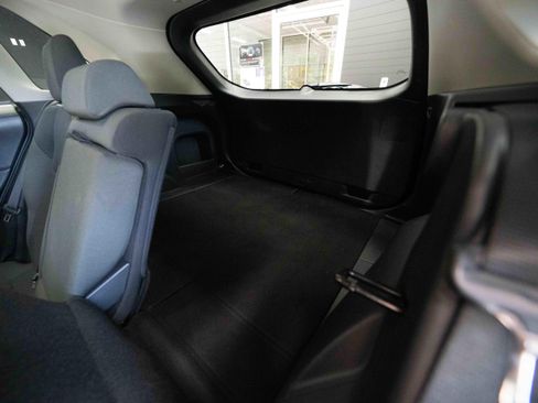 Used 2025 Toyota RAV4 LE AWD/4WD image 24