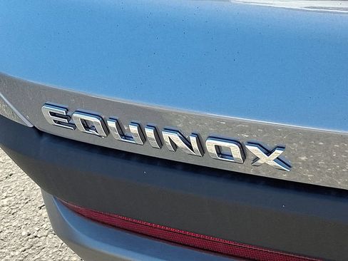 New 2027 Chevrolet Equinox LT w/ Convenience Package II FWD image 10