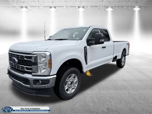 New 2026 Ford F350 XLT w/ FX4 Off-Road Package image 42