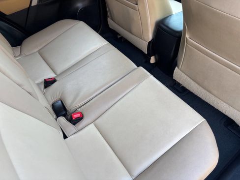 Used 2014 Toyota RAV4 Limited image 25