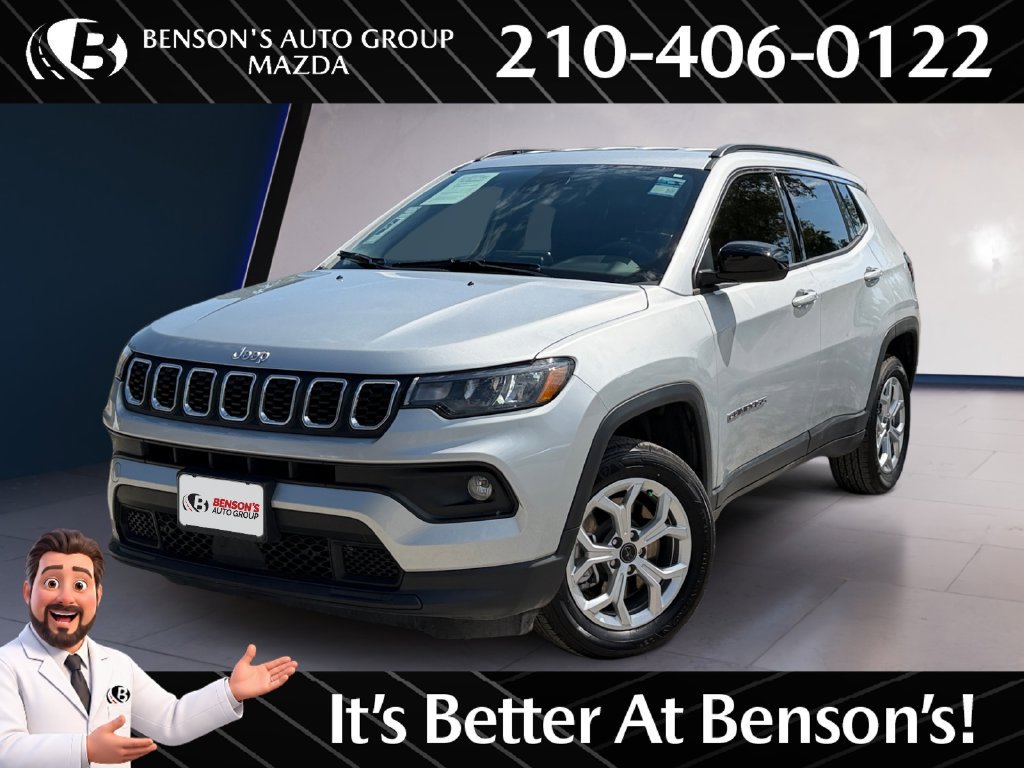 Used 2026 Jeep Compass Latitude AWD/4WD image 1