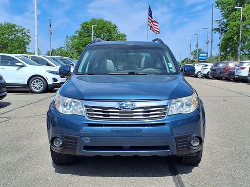 Used 2009 Subaru Forester 2.5X Limited AWD/4WD image 2