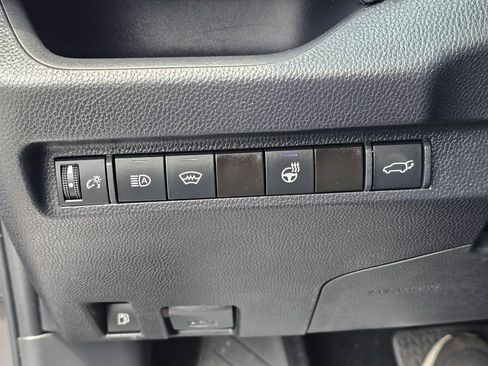 Certified 2024 Toyota RAV4 XLE w/ Convenience Package AWD/4WD image 33