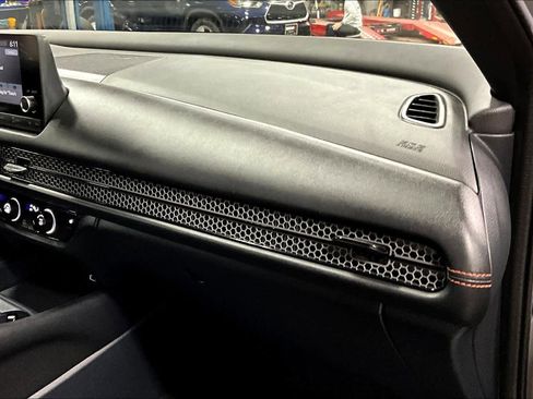 Used 2023 Honda HR-V Sport image 16