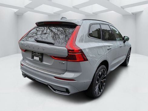 New 2026 Volvo XC60 T8 Ultra AWD/4WD image 3