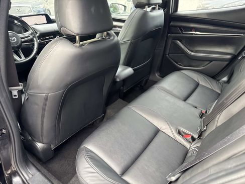 Used 2023 MAZDA MAZDA3 s image 11