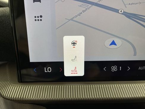 New 2026 Ford Explorer Active w/ Active Comfort Package image 32