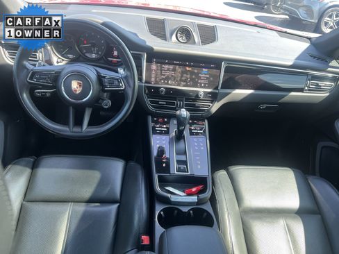 Used 2023 Porsche Macan AWD/4WD image 30