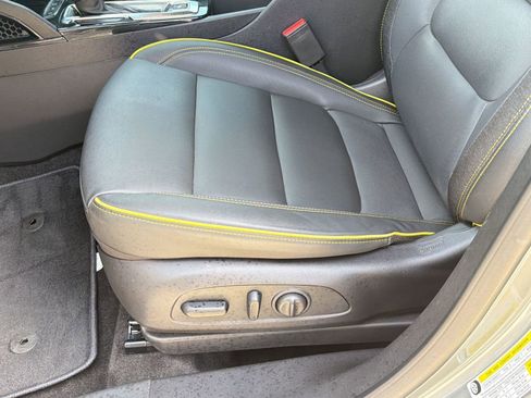 Used 2024 Chevrolet TrailBlazer ACTIV image 14