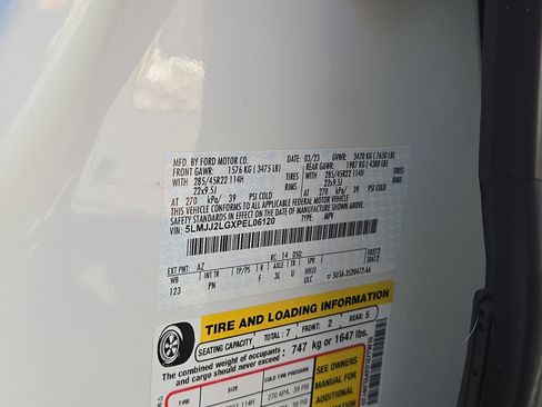 Used 2023 Lincoln Navigator Reserve image 27