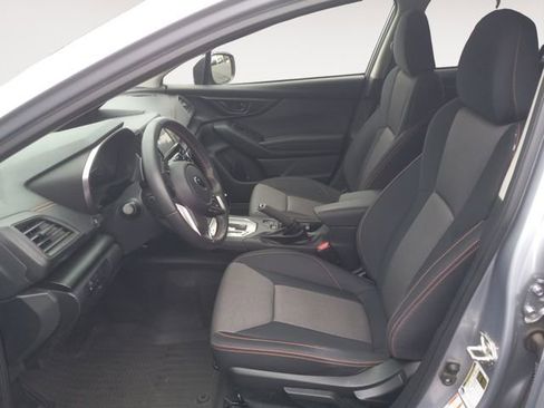Used 2020 Subaru Crosstrek 2.0i Premium image 5