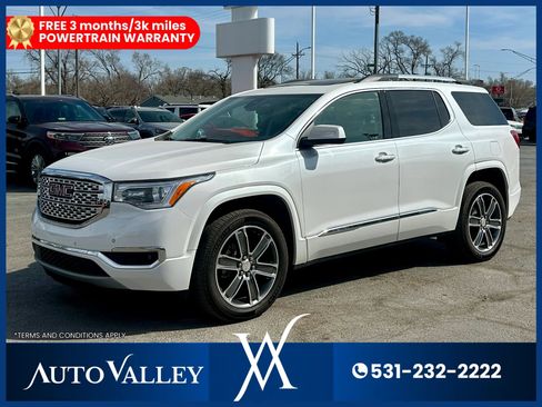 Used 2019 GMC Acadia Denali w/ Technology Package AWD/4WD image 3