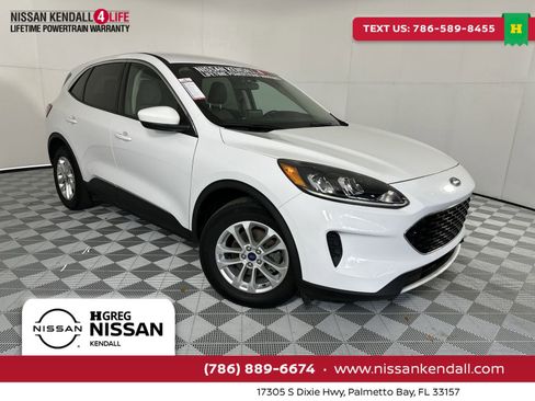 Used 2020 Ford Escape SE FWD image 1