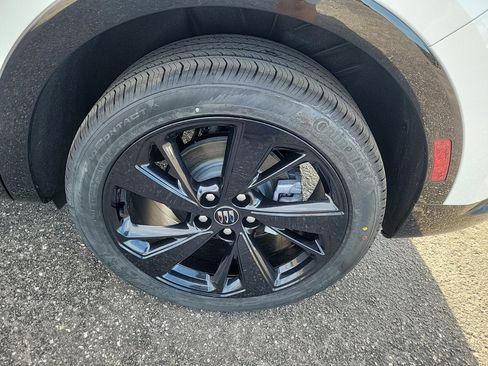 New 2026 Buick Envision Sport Touring image 8