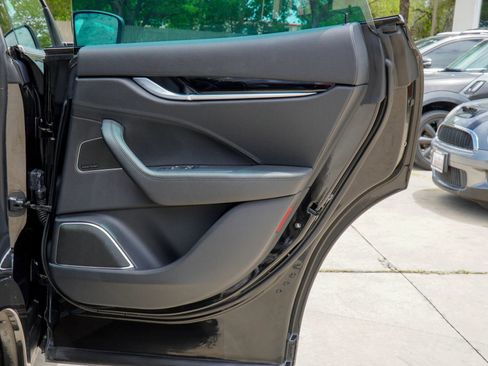 Used 2019 Maserati Levante S image 24