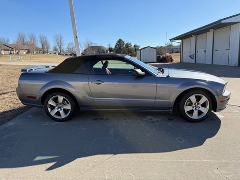 Used 2007 Ford Mustang GT Premium image 5