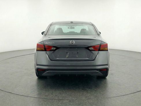 Used 2025 Nissan Altima 2.5 SV image 7